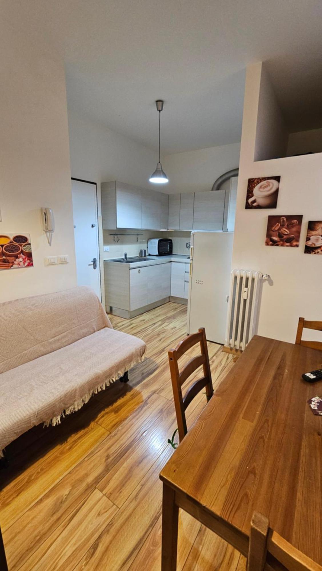 Апартаменты Residenza Ugo Bassi Болонья Экстерьер фото