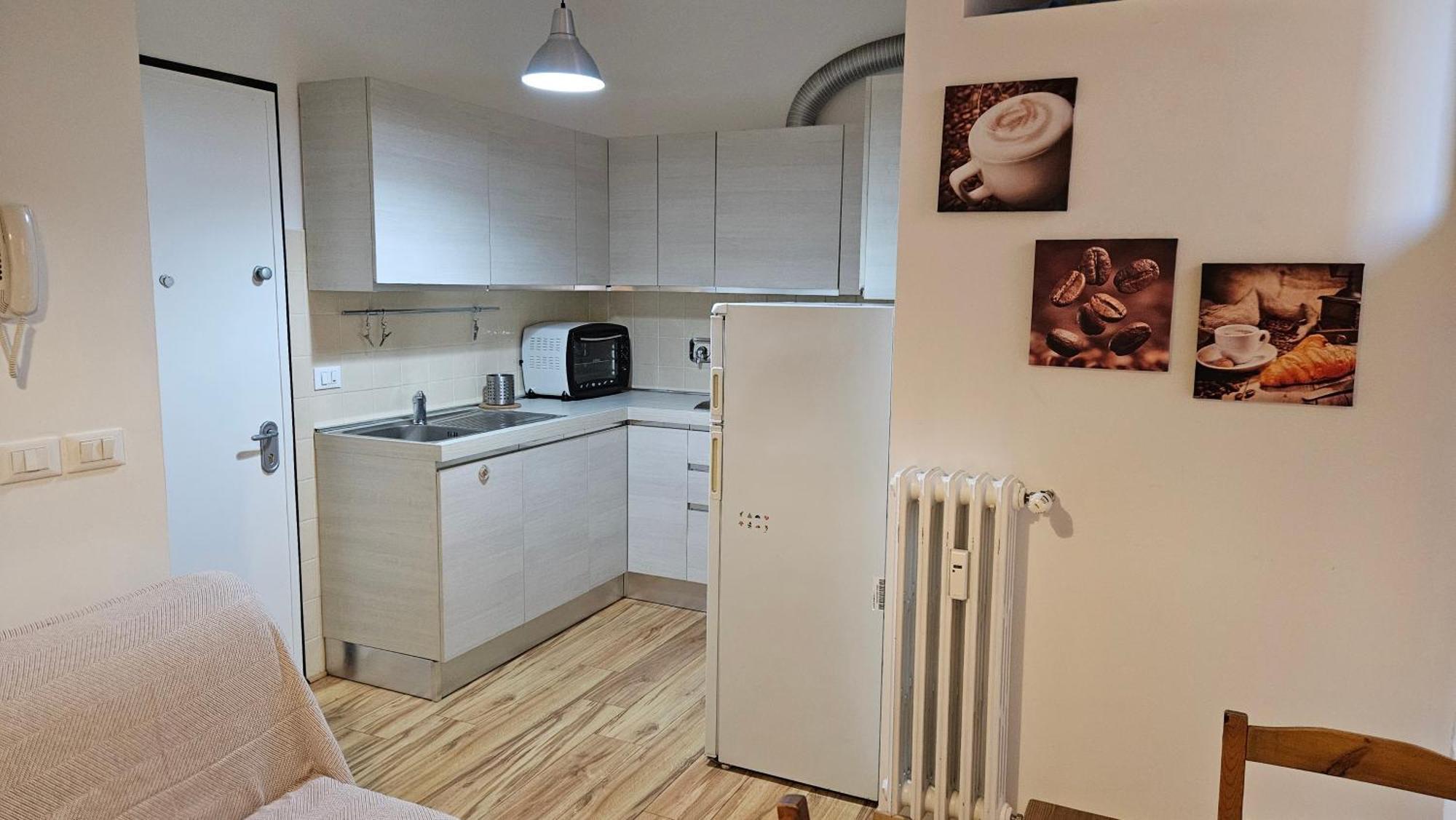 Апартаменты Residenza Ugo Bassi Болонья Экстерьер фото